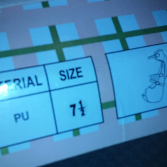 Wild Diva Stiletto Heels (Natural Color) - NWOT - Picture 4 of 7